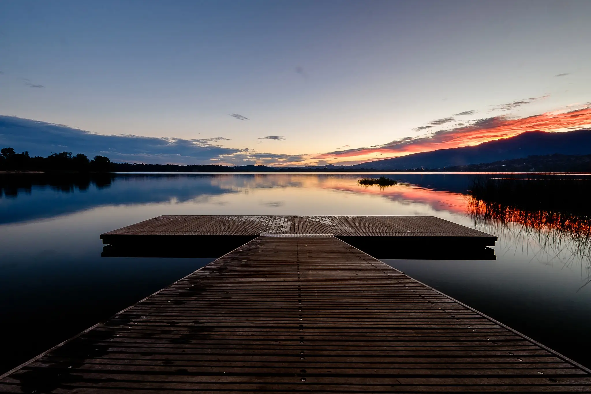 Matteo Franchi Foto - Sunset on the dock at Lake of Pusiano