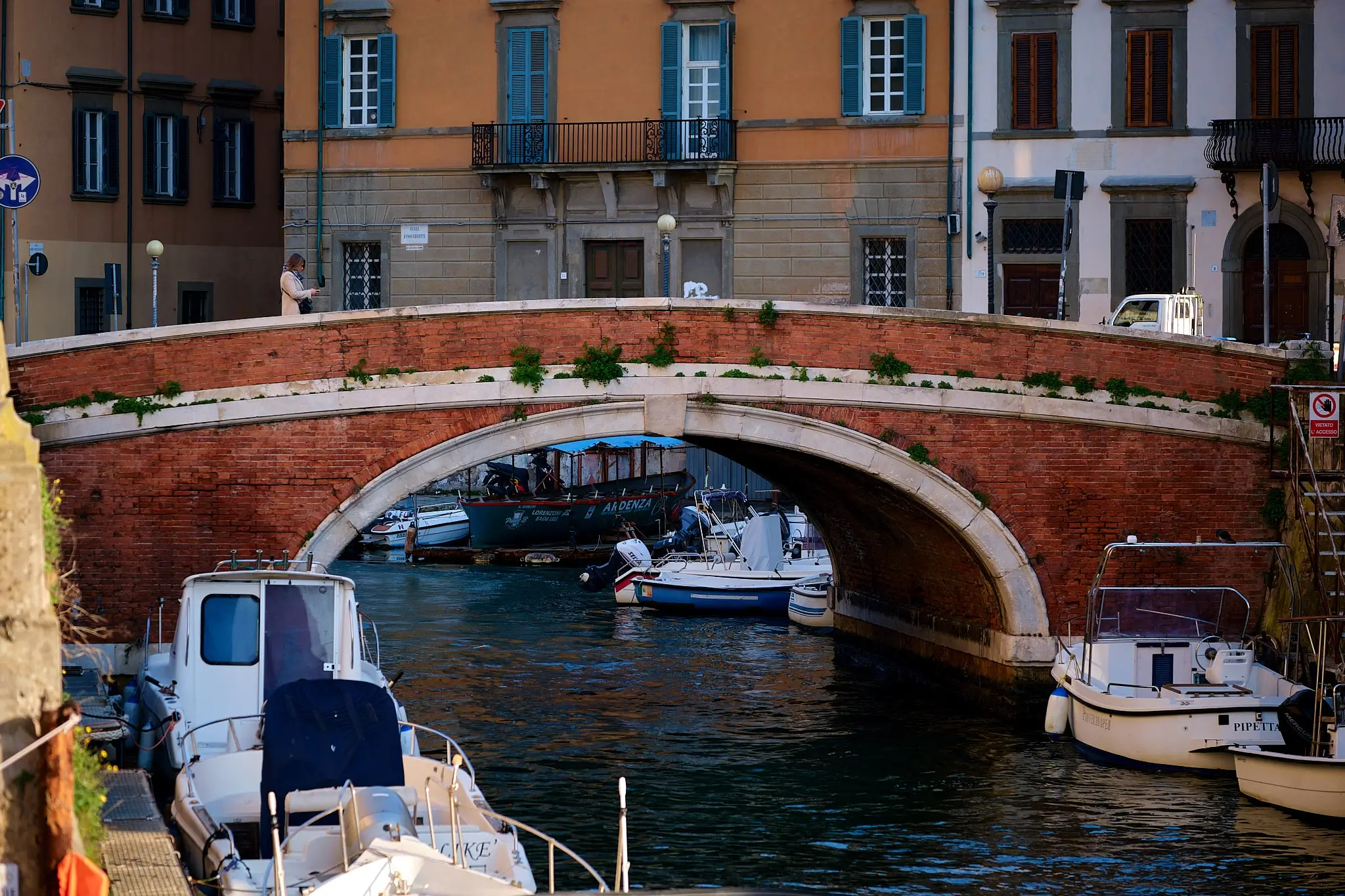 Matteo Franchi Foto - My Travel Diary Chronicles, Livorno, bridge in Venezia Nuova